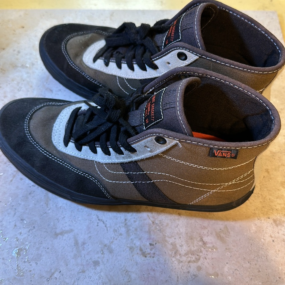 Vans sneakers like new